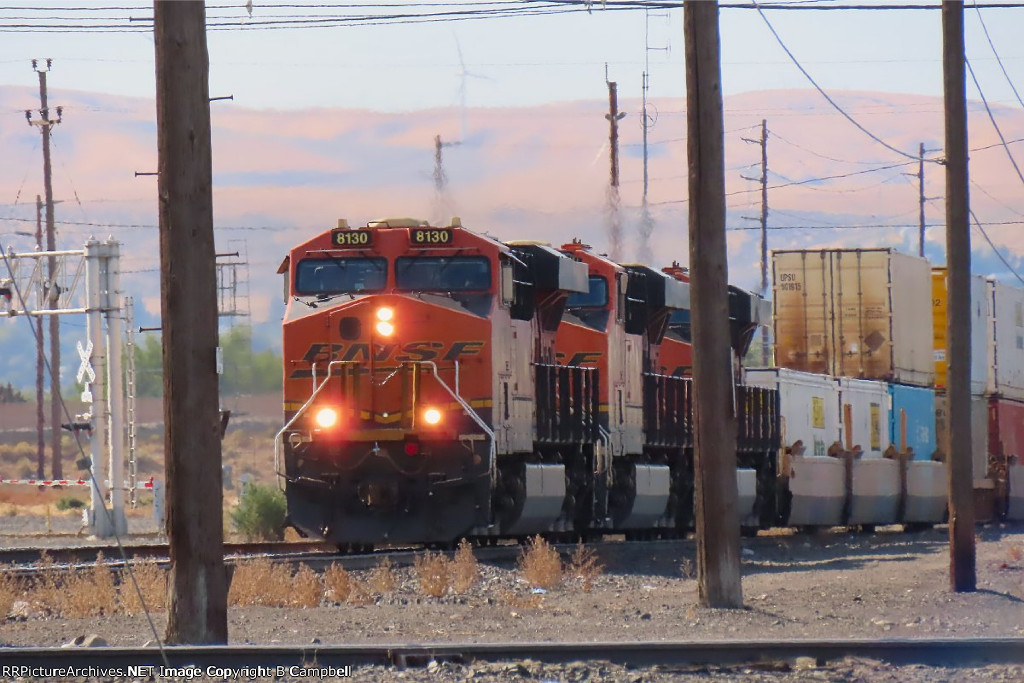 BNSF 8130-BNSF 6816-BNSF 6836